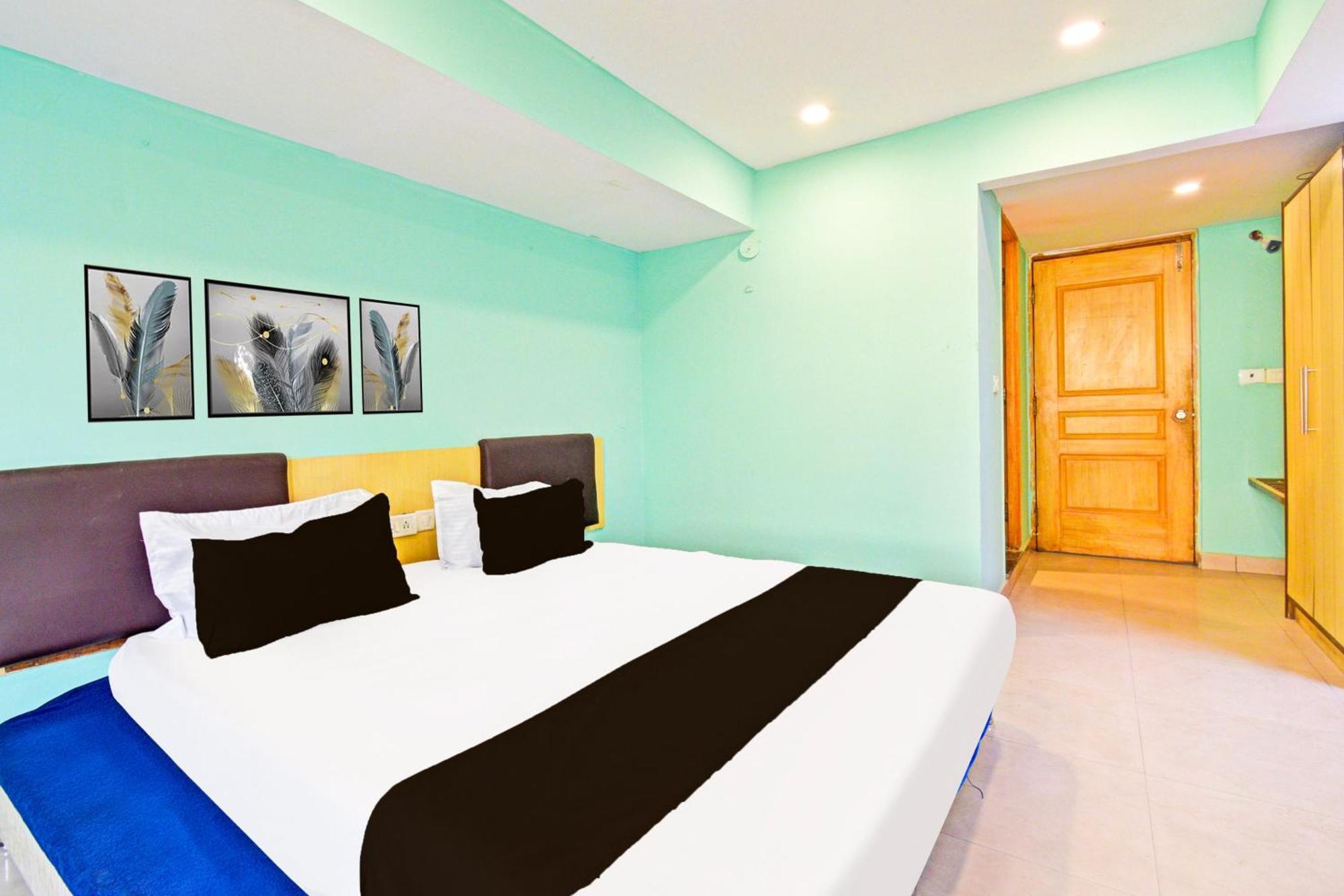 Super Townhouse Ameerpet Balkampet Road Haiderabad Buitenkant foto