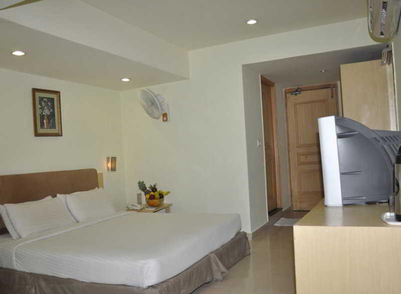Super Townhouse Ameerpet Balkampet Road Haiderabad Buitenkant foto