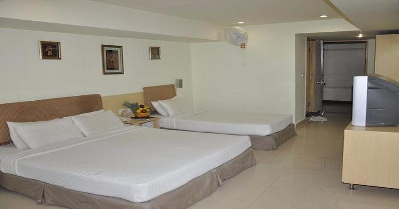Super Townhouse Ameerpet Balkampet Road Haiderabad Buitenkant foto